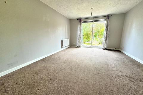 2 bedroom terraced house for sale, Friarscroft Way, Aylesbury HP20