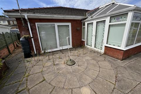 3 bedroom detached bungalow for sale, Parc Glanffrwd, Garnant, Ammanford