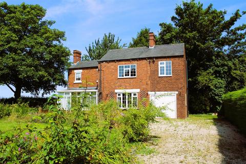 3 bedroom detached house for sale, Betteras Hill Road, Hillam, Leeds