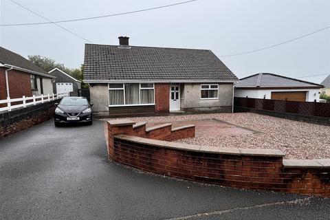 3 bedroom detached bungalow for sale, Waterloo Road, Ammanford