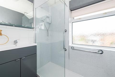 11 Manor Close, Kidderminster, DY11 6DF