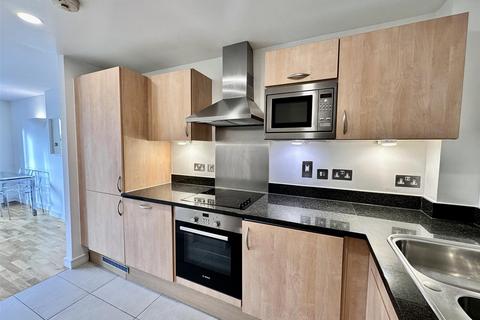 1 bedroom apartment to rent, Larch Court, London W9