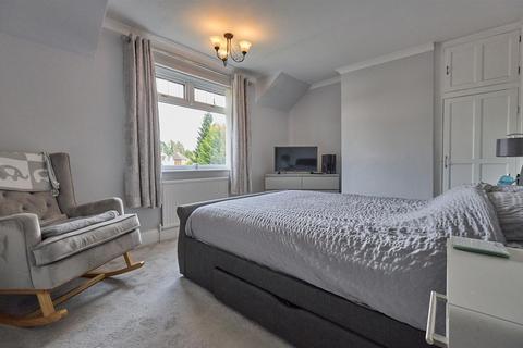 12 Stanley Road, Hinckley, LE10 0HS