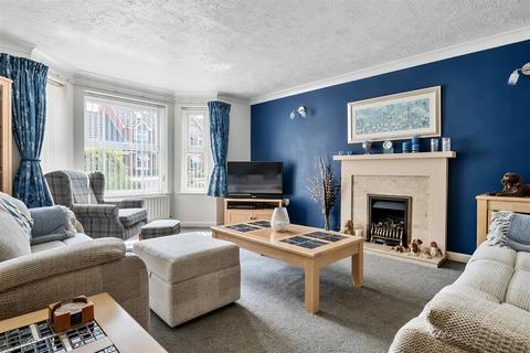 8 Brighton Way, Chippenham, SN14 0YR