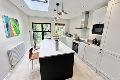 2 bedroom end of terrace house for sale, South Oak Lane, Wilmslow