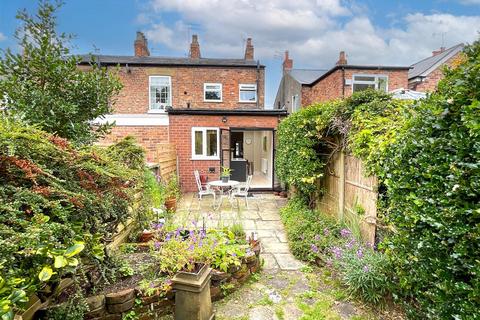 2 bedroom end of terrace house for sale, South Oak Lane, Wilmslow