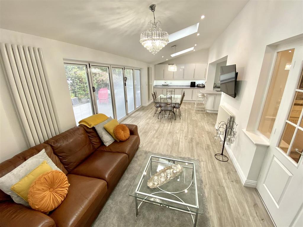 Open Plan Living and Dining Area