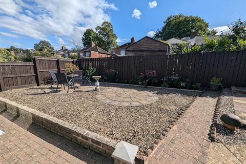 26 Amiens Close, Darlington, DL3 0UL