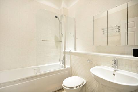 2 bedroom flat to rent, Queensbridge Road, Hackney, London, E8