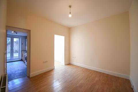 3 bedroom terraced house to rent, Mayville Road, London,  E11