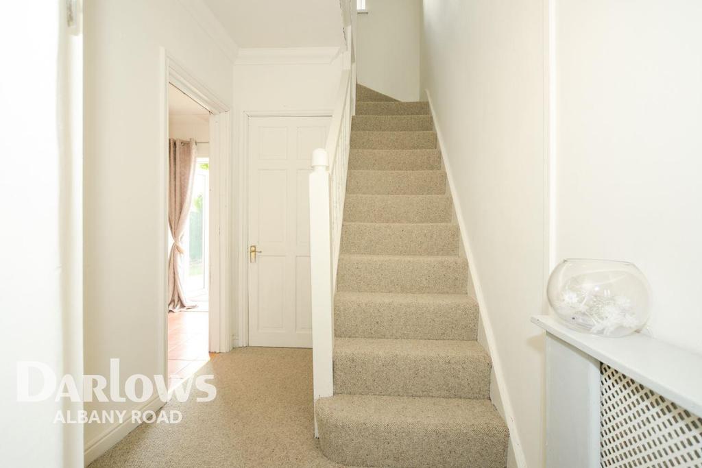 Mervyn Road, Tremorfa, Cardiff 3 bed semidetached house £150,000