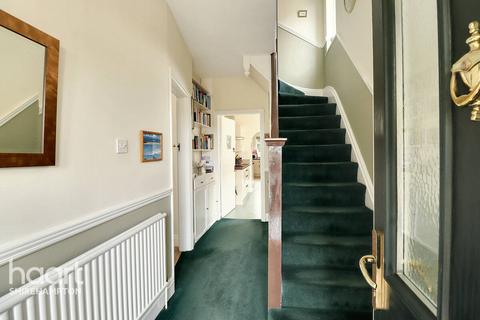 33 Lodway, Easton In Gordano, Bristol, BS20 0JD