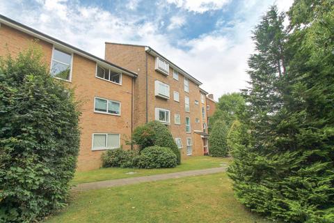 2 bedroom flat for sale, Stanley Road, Carshalton SM5