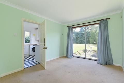 3 bedroom detached house for sale, Garden Close, Rough Common