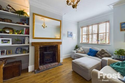 4 bedroom terraced house for sale, Danesbury Road, Feltham, Middlesex, TW13