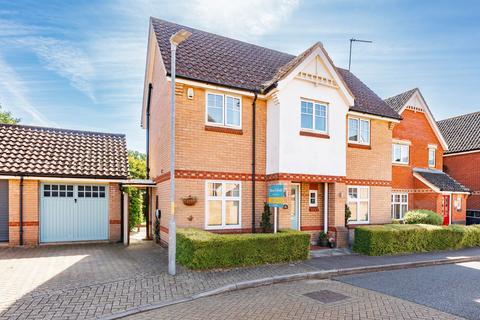 3 bedroom detached house for sale, Lodge Farm Drive, Norwich