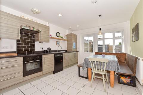 3 bedroom semi-detached house for sale, College Road, Deal, Kent