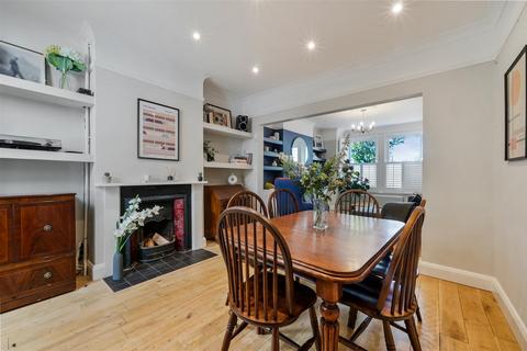 1 Gilbert Road, London, SW19 1BP