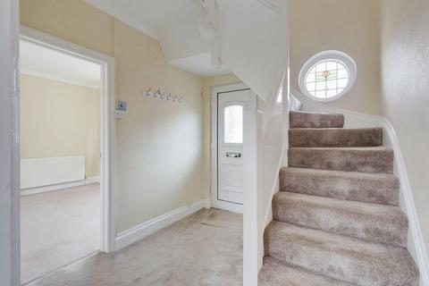 3 bedroom semi-detached house for sale, Arcadian Gardens, Benfleet, SS7