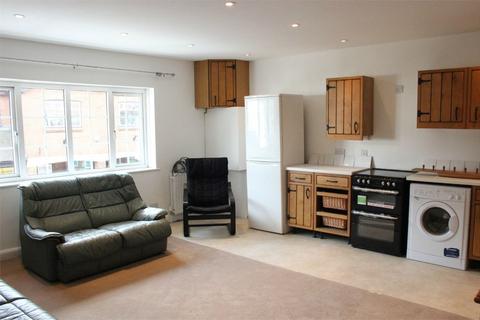 1 bedroom flat to rent, Churchfield Road , Chalfont St Peter SL9