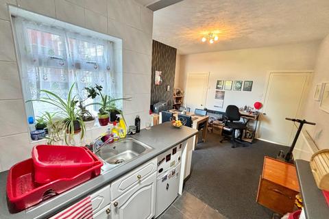 16 Chester Road, Blackpool, FY3 8BE