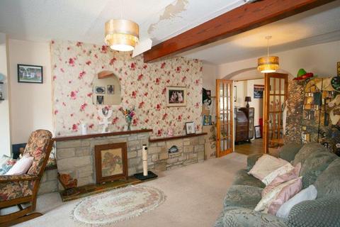 3 bedroom house for sale, Post Office Cottage and Commercial Premises, Middleton, YO18 8NX