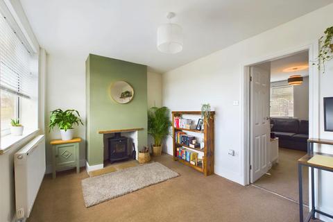 3 bedroom end of terrace house for sale, Moseley Road, Nottingham NG15