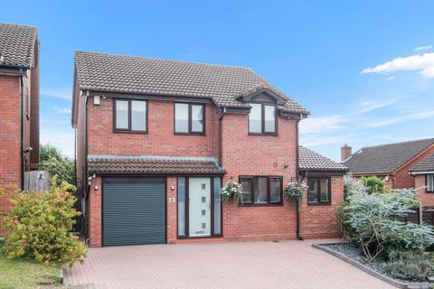 4 bedroom detached house for sale, Hillview Road, Lickey End, Bromsgrove, B60 1JZ