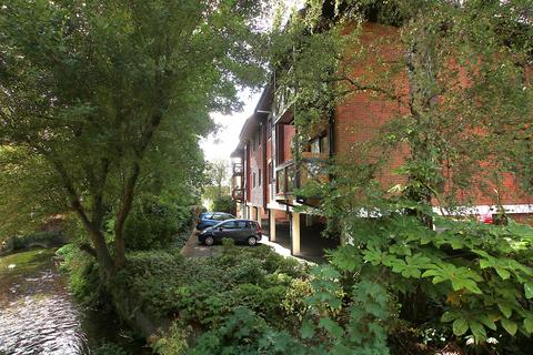 2 bedroom apartment for sale, Central Romsey