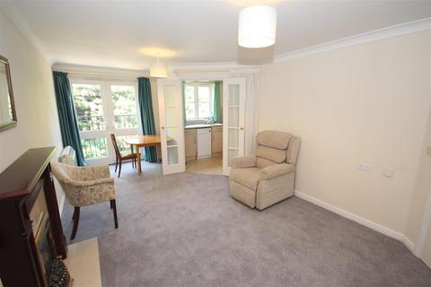 1 bedroom retirement property for sale, Pritchard Court, Cardiff Road, Llandaff, Cardiff