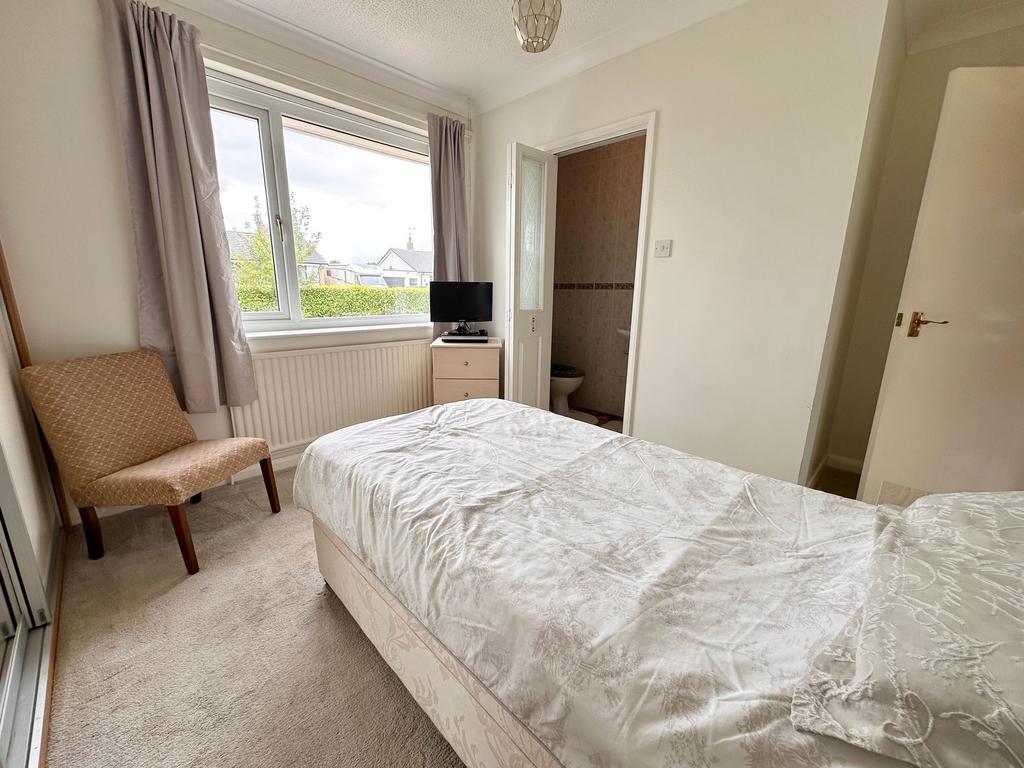Ensuite Bedroom