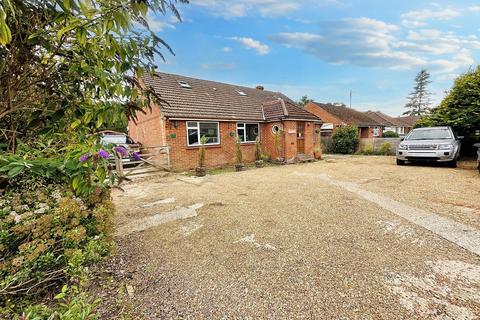 5 bedroom bungalow for sale, Firgrove Road, Whitehill, Hampshire