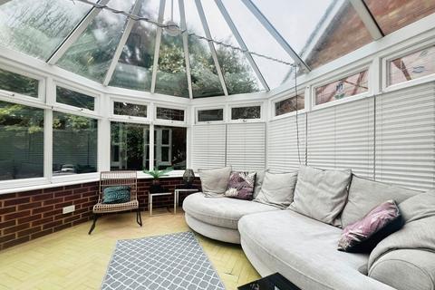 14 Weaver Avenue, Sutton Coldfield, B76 2BG