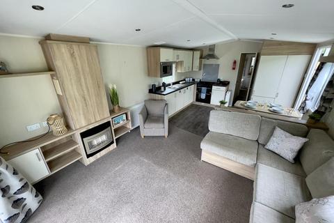 2 bedroom static caravan for sale, Stratheck Holiday Park