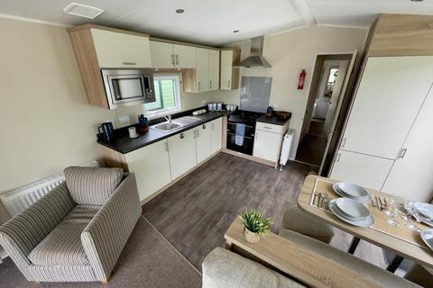 2 bedroom static caravan for sale, Stratheck Holiday Park