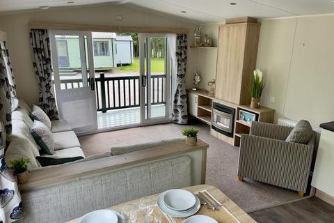 2 bedroom static caravan for sale, Stratheck Holiday Park