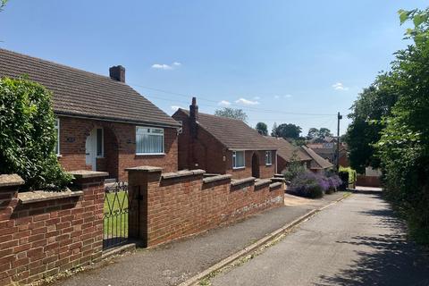 2 bedroom detached bungalow for sale, Green Lane, Stanwick