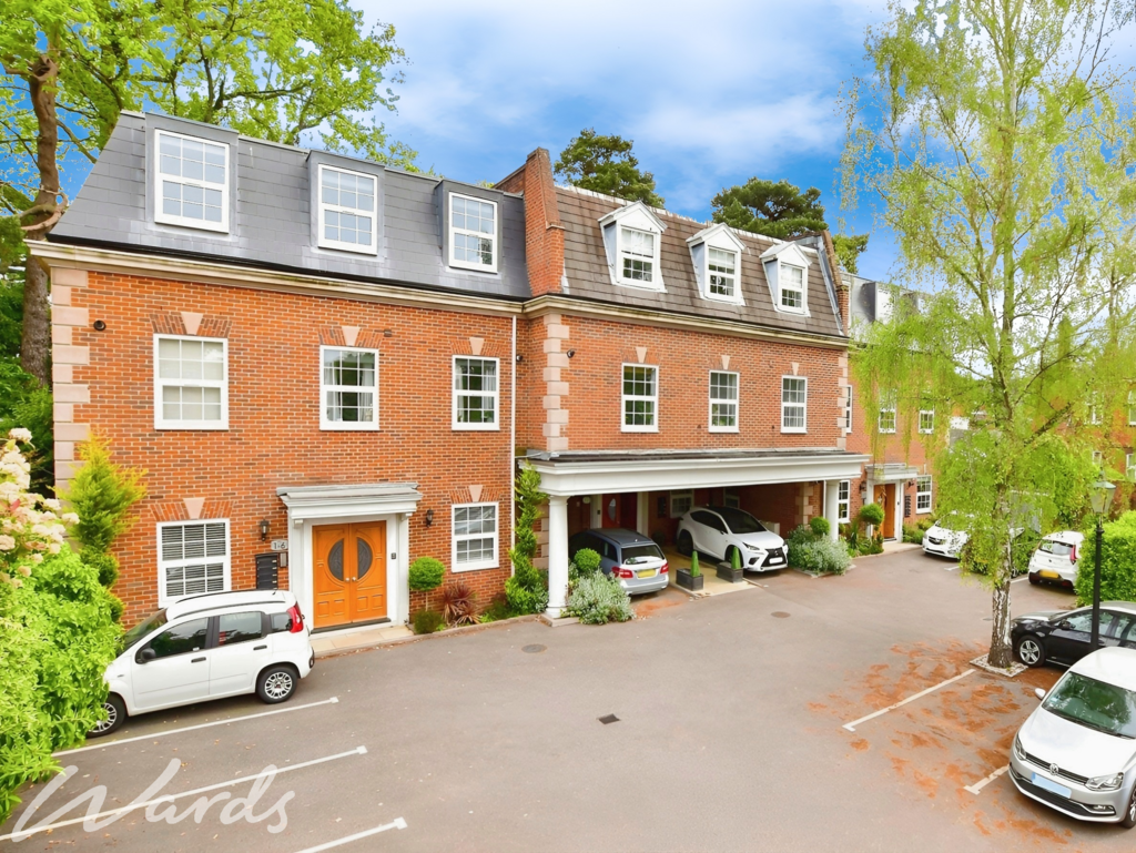 Speldhurst Road Tunbridge Wells TN4 2 bed apartment to rent £1,500