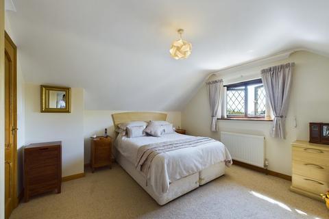 4 Foads Hill, Cliffsend, Ramsgate, CT12 5EL