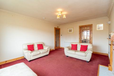 2 bedroom flat for sale, 90 Cockburn Crescent, Balerno, Edinburgh EH14 7HU