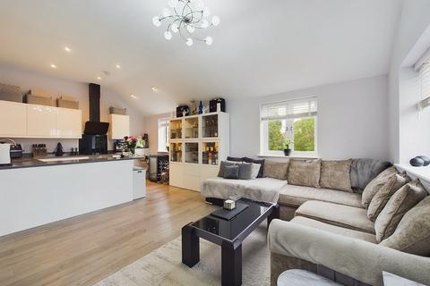 2 bedroom penthouse for sale, Hadley Place, Worcester, Worcestershire, WR2