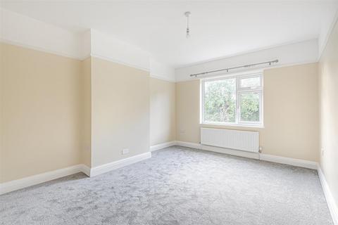 101 Rosedale Road, Epsom, KT17 2JH