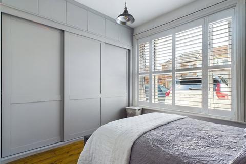 Flat 1, 24 Hamilton Road, Bournemouth, BH1 4EH