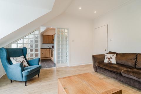 2 bedroom flat for sale, 1B Cobden Road (off Ventnor Terrace), Waverley Park, Edinburgh, EH9 2BJ