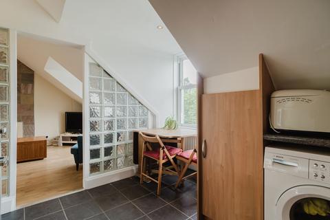 1b Cobden Road, Edinburgh, EH9 2BJ