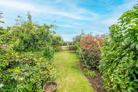 3 bedroom terraced house for sale, Draughton Road, Northampton NN6