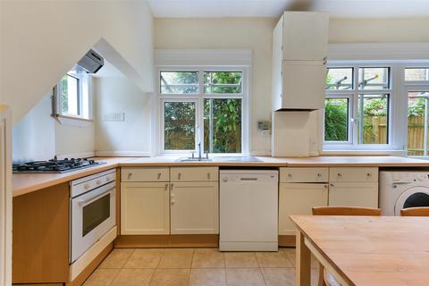 2 bedroom maisonette for sale, Trinity Road, Wimbledon SW19