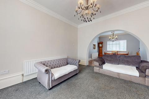 3 bedroom terraced house for sale, Stanhope Road, South Shields