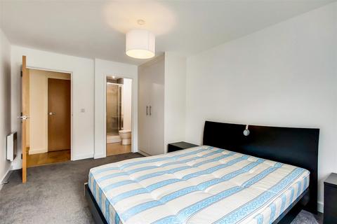 3 bedroom apartment for sale, Park Lodge Avenue, West Drayton UB7