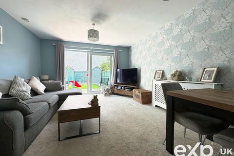 15 Crossfield Walk, Snodland, ME6 5SE